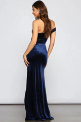 Cleo Formal One-Shoulder Velvet Dress